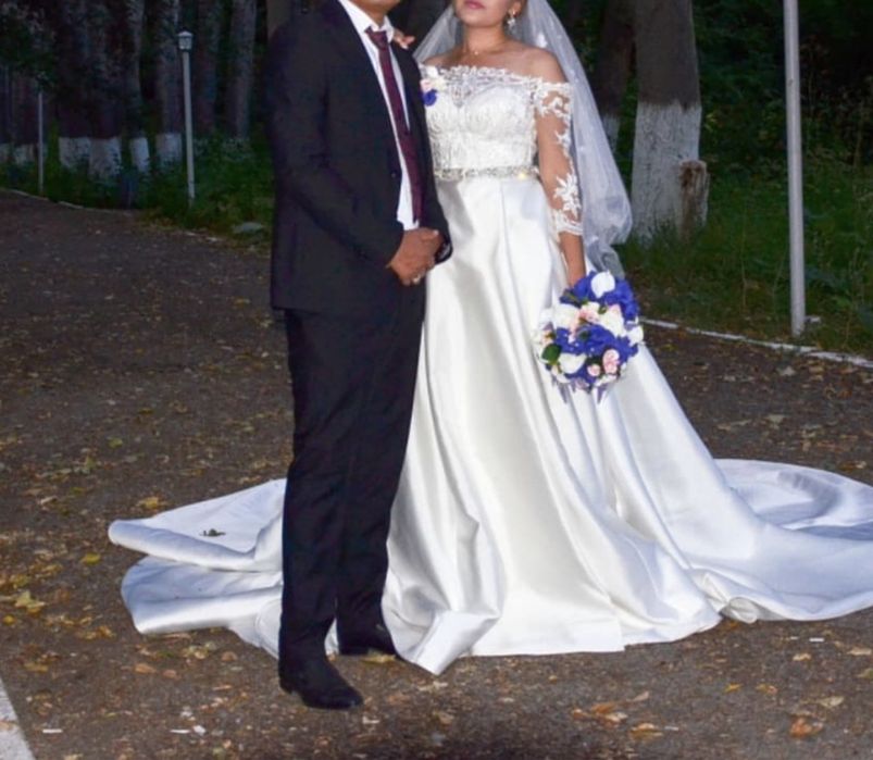 Свадебное платье