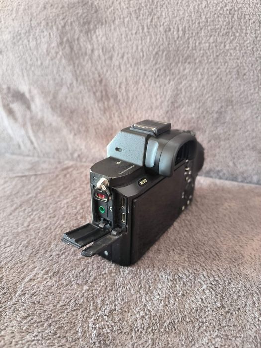 Sony a7 II Body + baterii