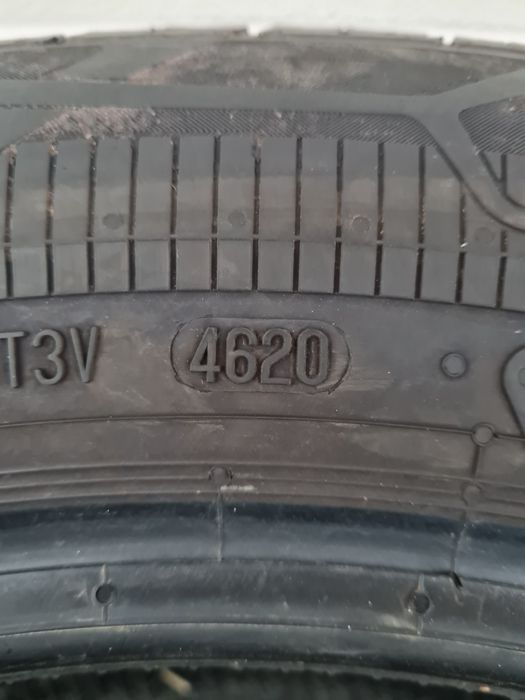 Летни гуми 2 броя за Бус CONTINENTAL VanContactEco 215 60 R17C дот4620