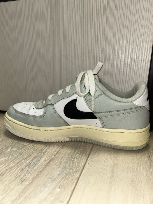 Nike AIR Force 1 '07 LV8