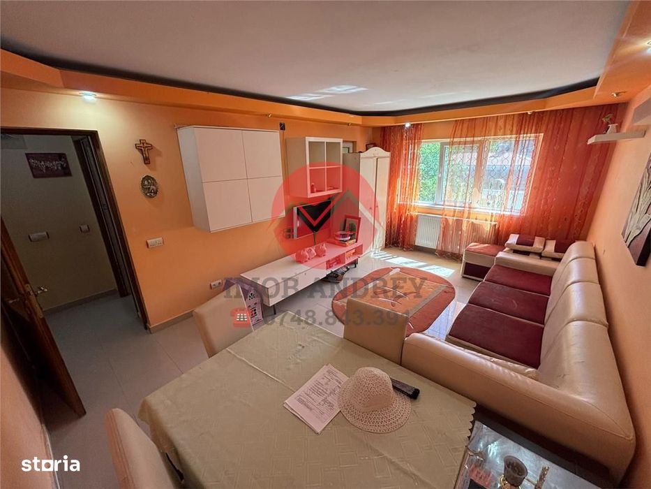 Apartament 3 camere de inchiriat, E3 – decomandat, etaj 2