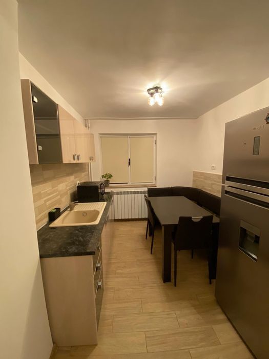 Inchiriez apartament 2 camere