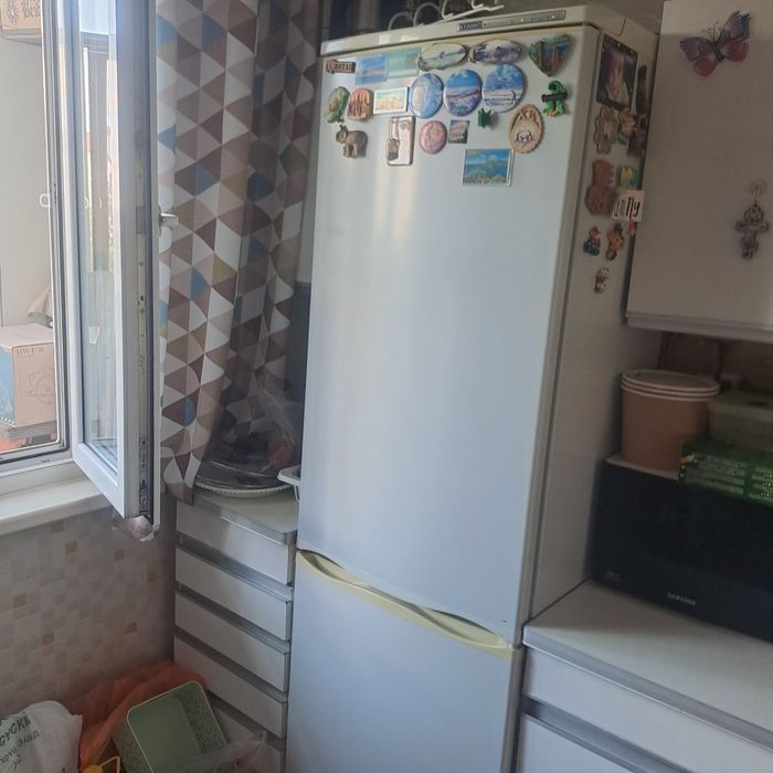 Продам холодильник "Атлант"