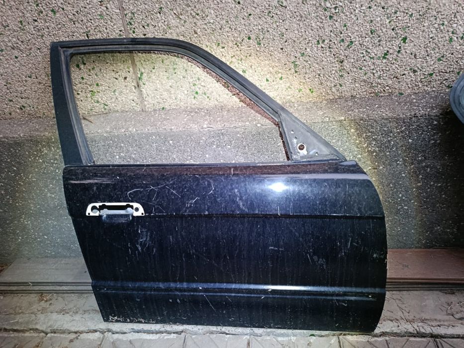 Продам двери бмв е34