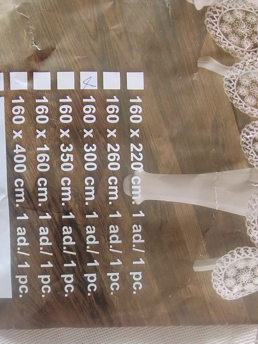 Продам стол в гостиную