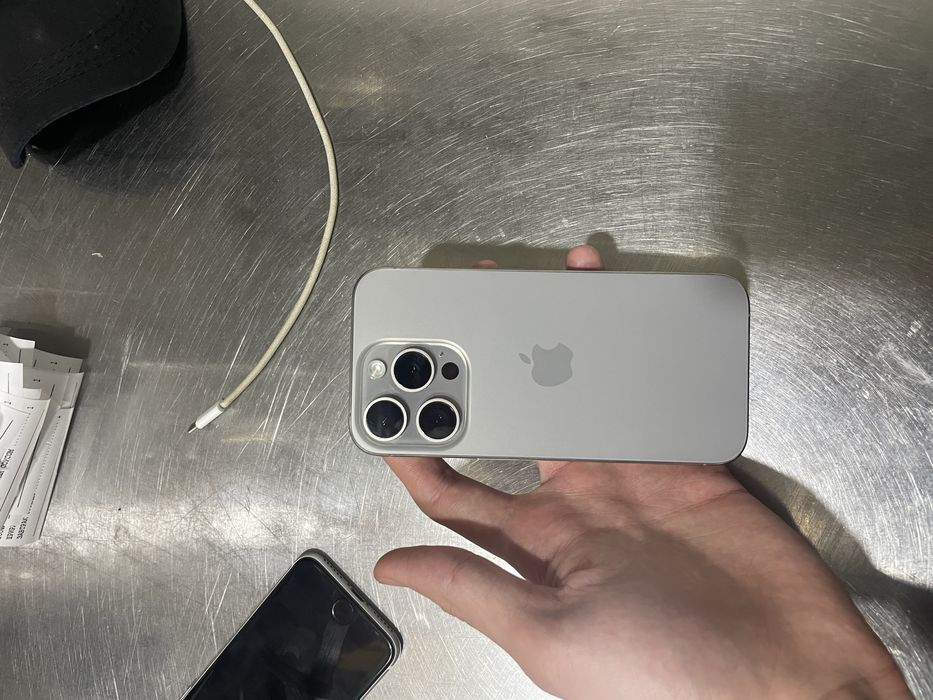 Iphone 15 pro 86% yomkost 128gb K/ha holati yaxwi