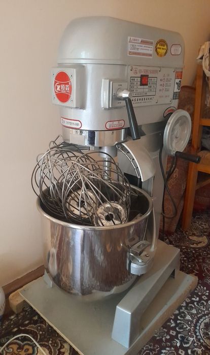 Mikser 30 l sotiladi