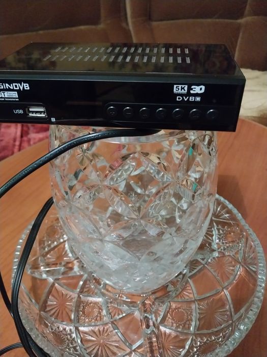 Продам телевизор 32 дюйма.