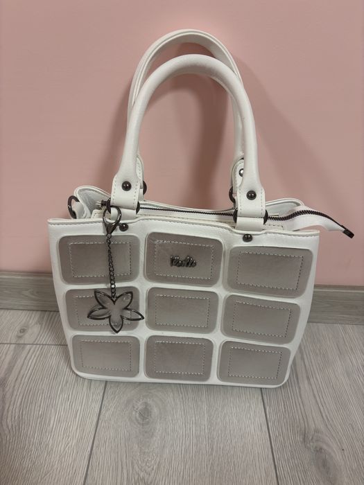 Дамска чанта.