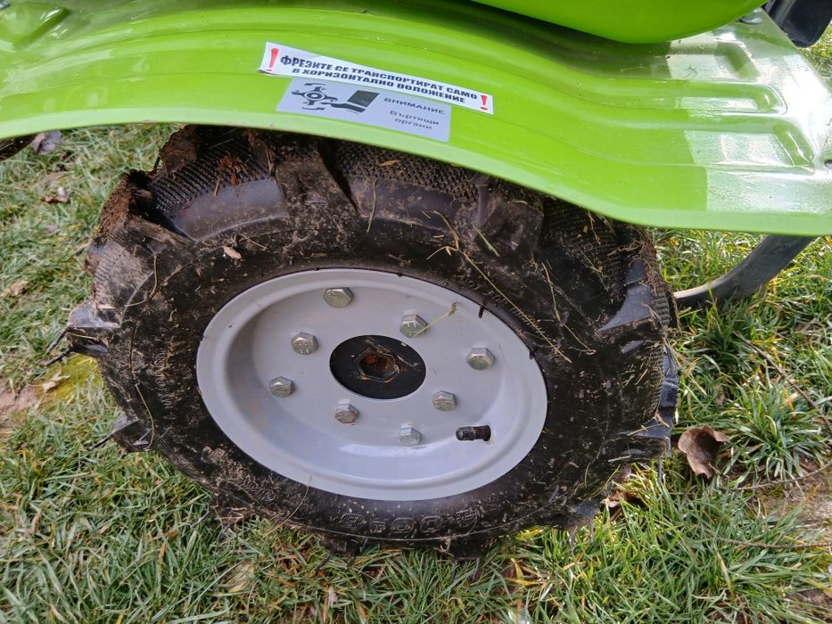 Продавам мотфреза