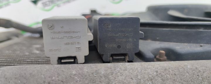 Releu ventilator 13178656 Opel Astra H