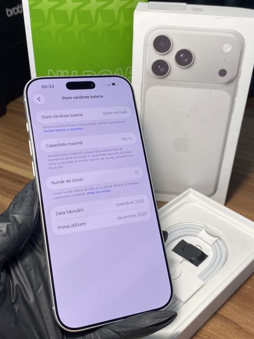 iPhone 17 Pro Max • 256 GB • Silver