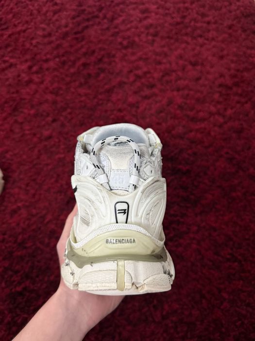 Balenciaga runner