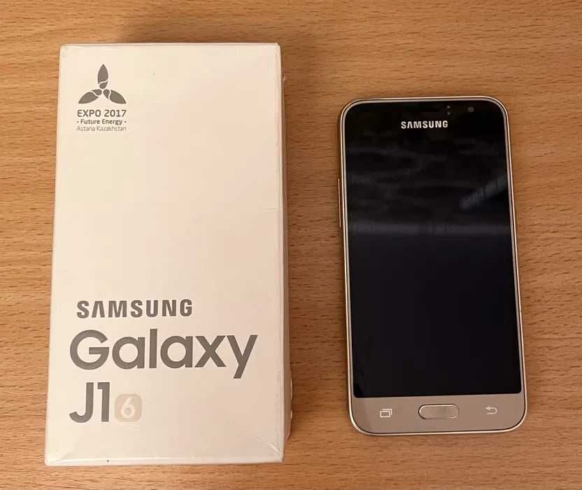 Samsung J1 в отличном состоянии