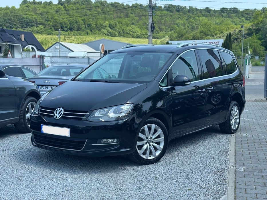 Volkswagen Sharan 7 Locuri Bi-Xenon-Led Navi Piele alcantara Cârlig Camera