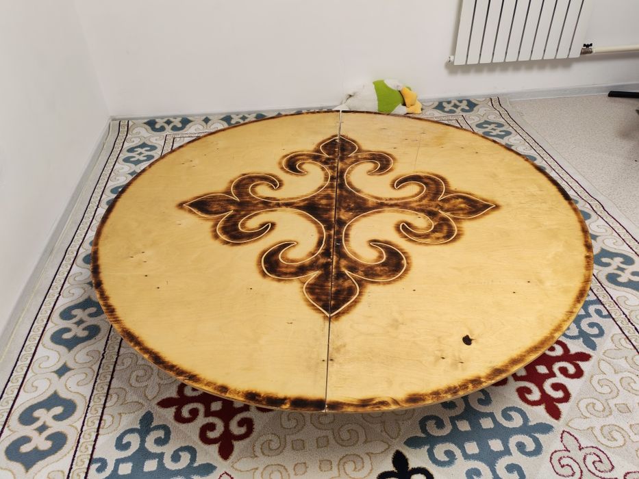 Продам казахский стол