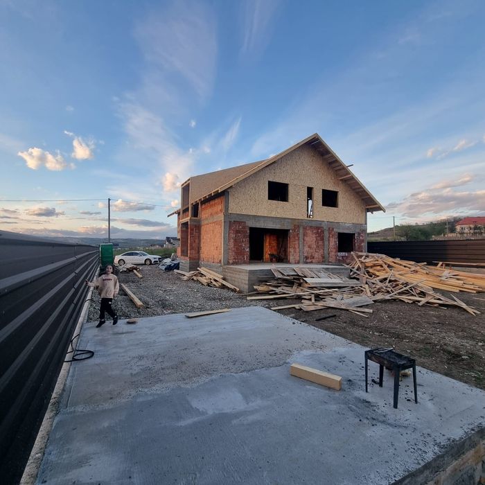 Construim case,renovari