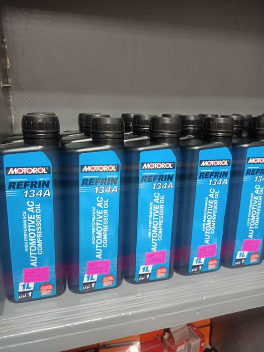 Фреон в ассортименте уплотнительные резинки на холодильники др