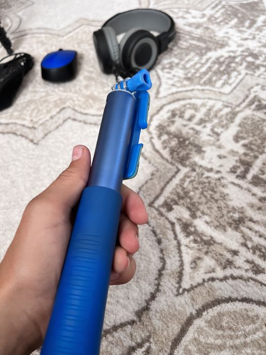 Продам селфи палку с блютузом