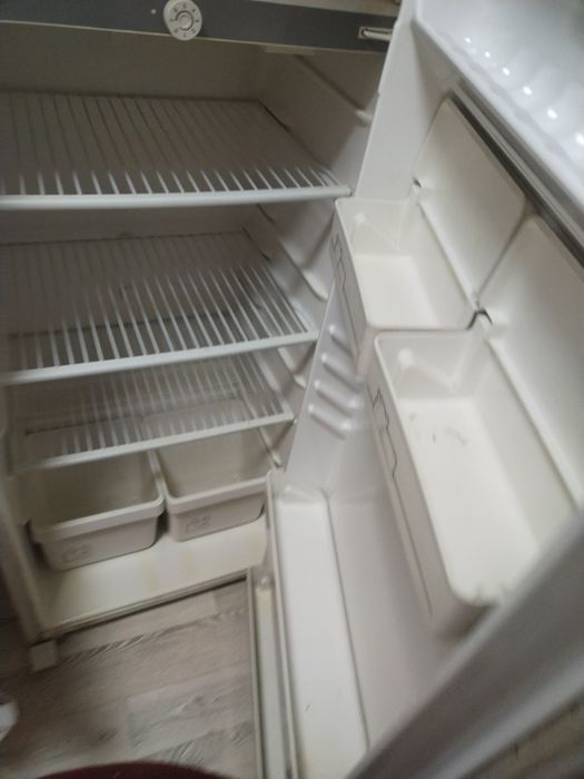 Продам холодильник бирюса