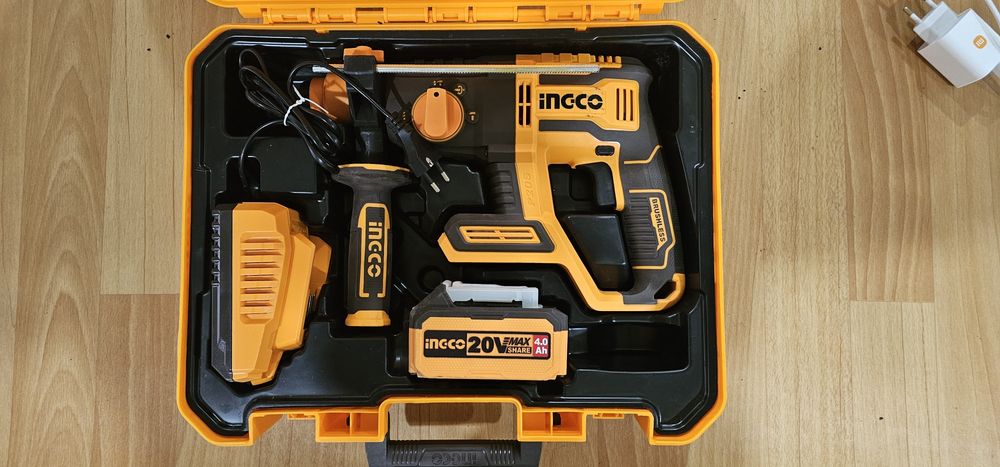 Когти, Болта, УШМ, ва бошка инструментлар