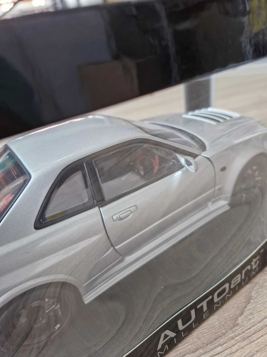 AutoArt Nissan Skyline GT-R (R34) Z-Tune Silver 1/18