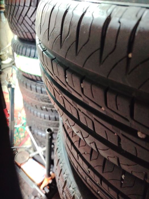 Продам две шины бивай ди16