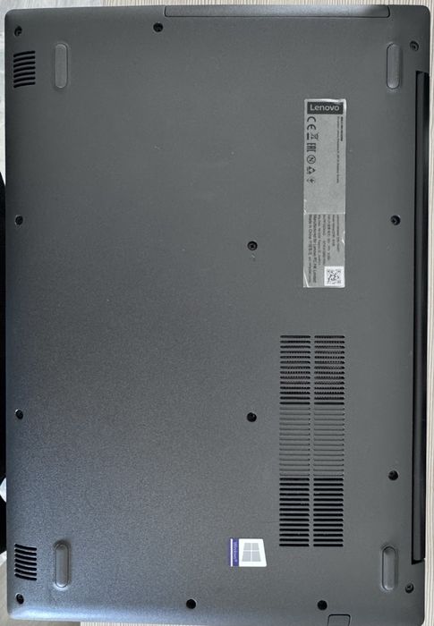 Lenovo ноутбук сатылады