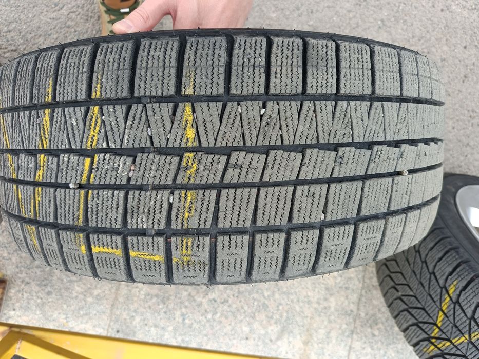Зимняя резина 225/45R17