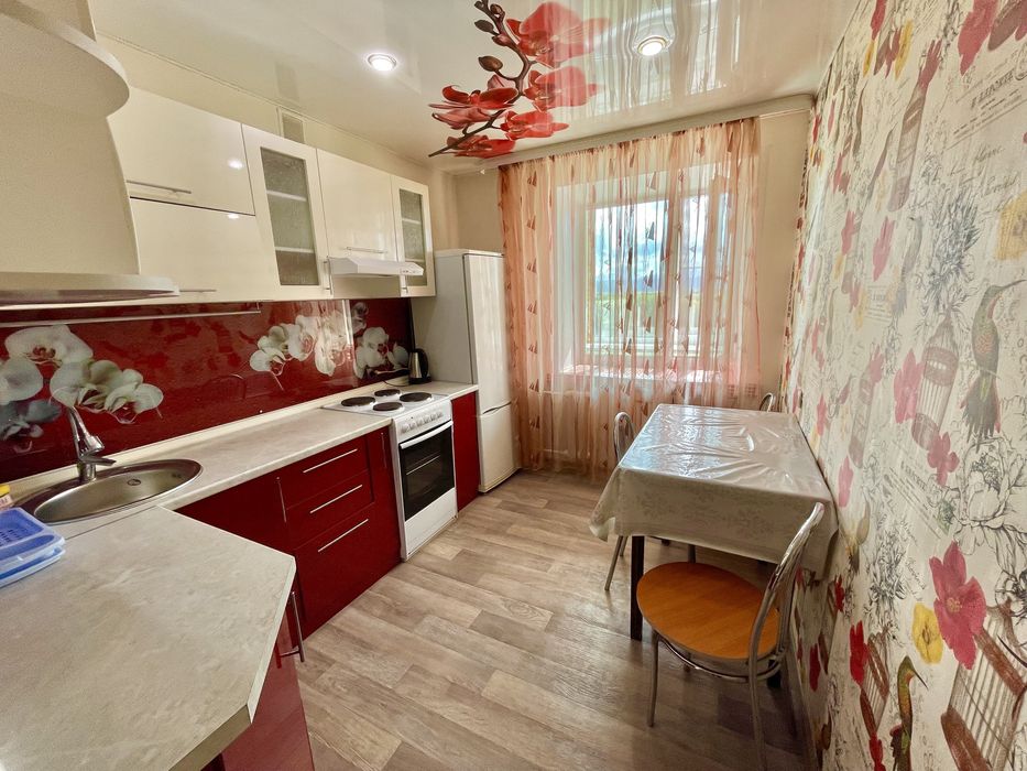 Сдается 1,5 посуточно район Стрелка