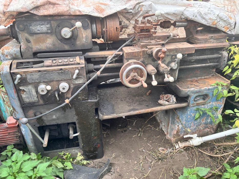 Продам токарный станок