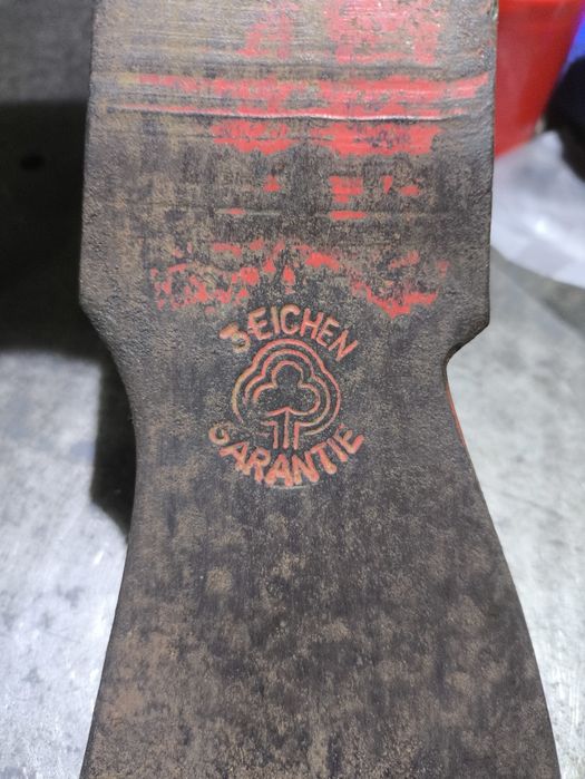 Топори ( брадви )