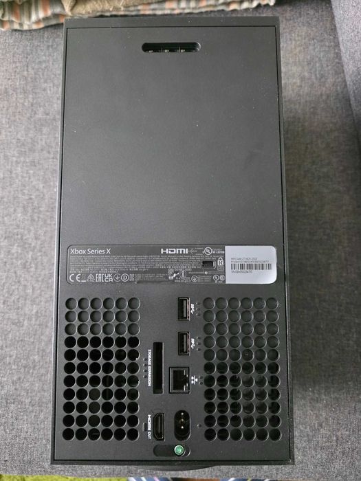 Vand Xbox series X defect / piese