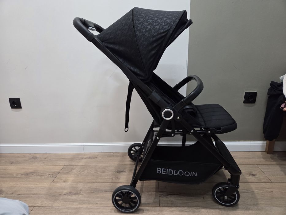 Коляска с перекидной ручкой