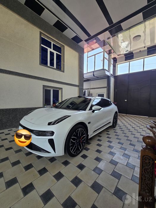Zeekr 001 YOU Z-sport
2025/2025
100kWh akkumlyator 
3.3 sec 0-100km/s