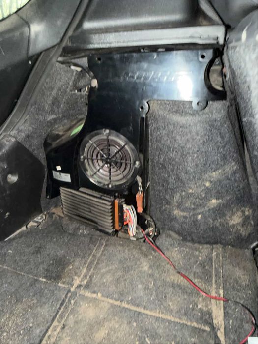 BOSE аудио система, кожени седалки, волан от Alfa Romeo 147