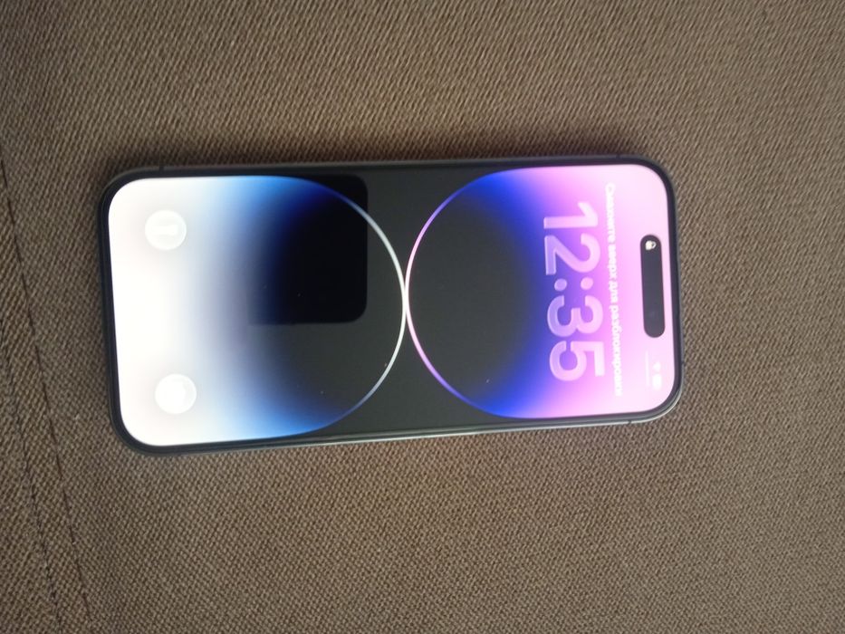 Продам айфон 14про