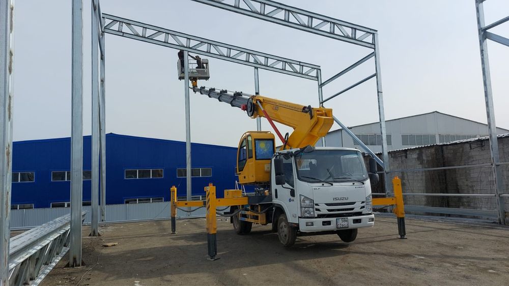 Услуга автовышки 30 метров