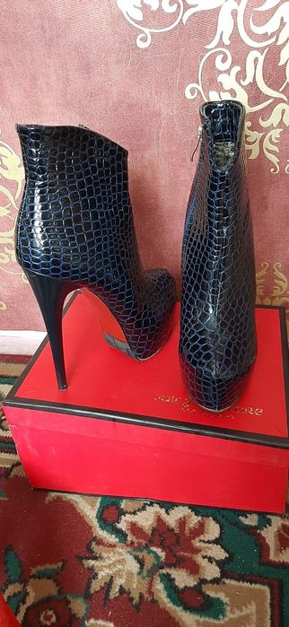 Продам обувь в хорошем состоянии