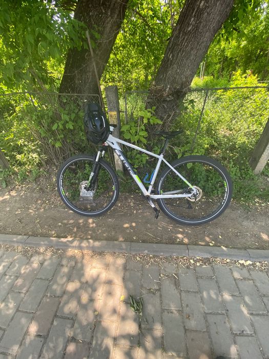 Bicicleta Cube attention HPA