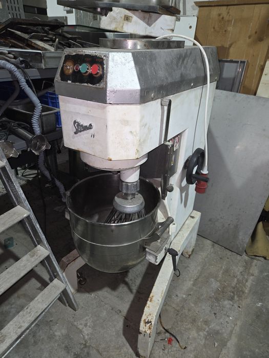 Tigaie basculanta, Aragaz , Friteuza inox, 380v sau 220v, raft inox, robot legume