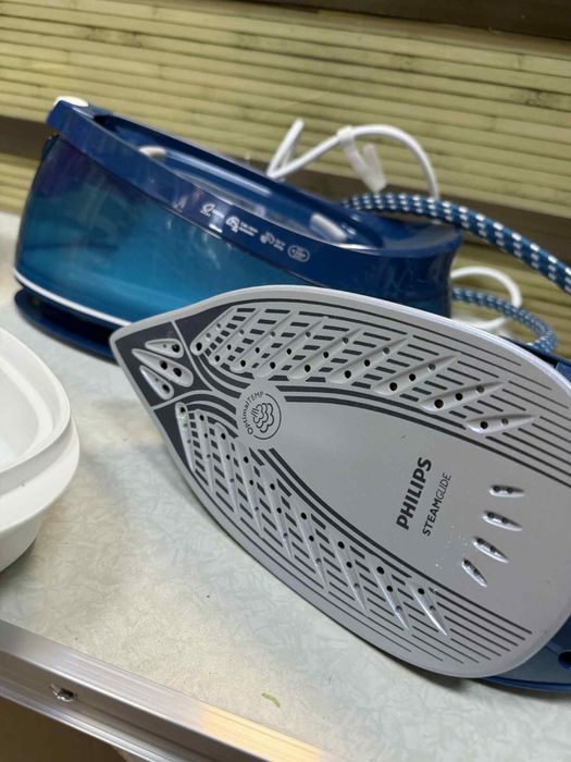 Парна станция за гладене Philips GC7840/20