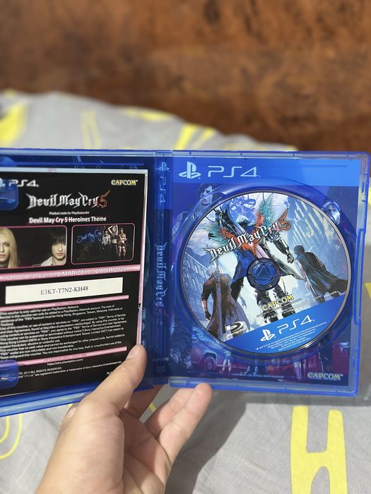 Devil may cry 5 ps4/5