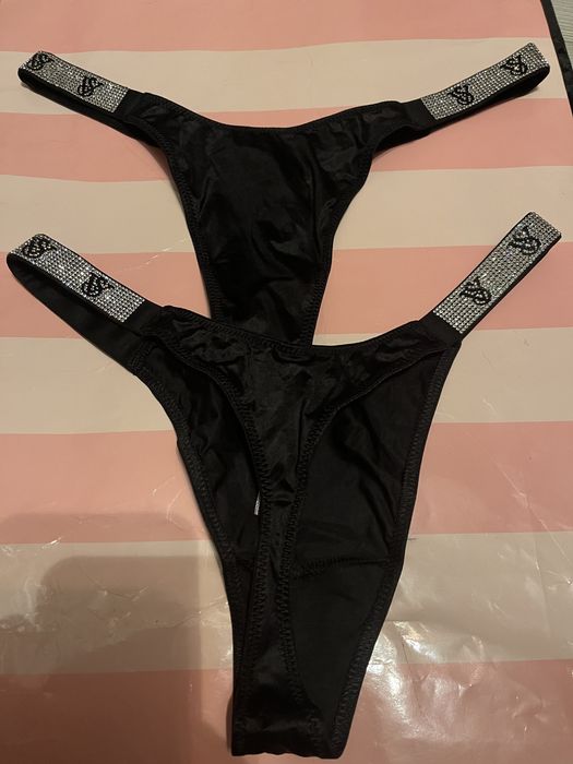 Lenjerie intima Victoria’s Secret