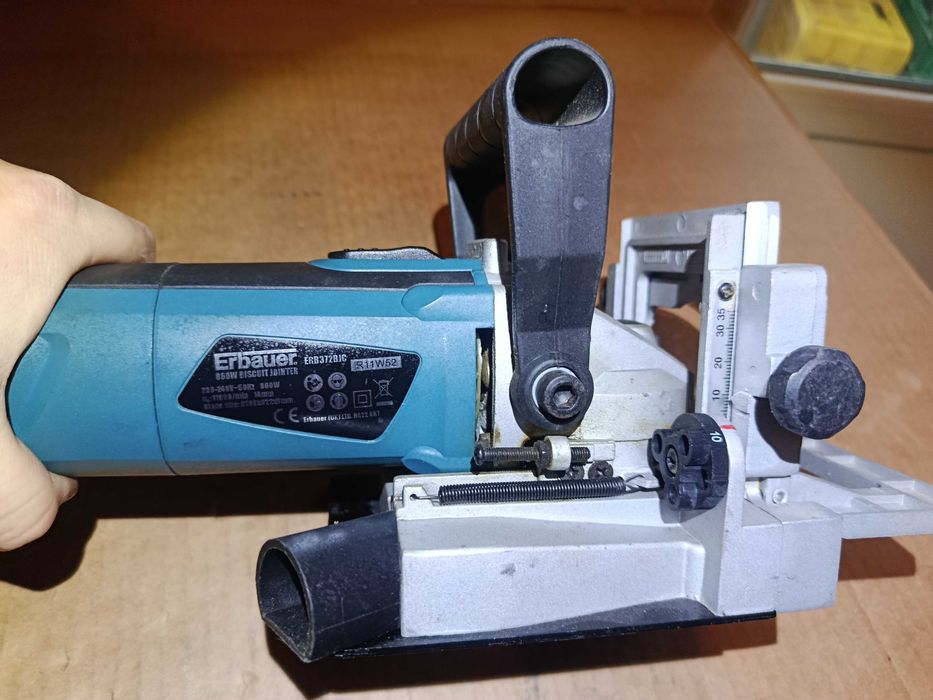Masină de frezat dibluri plate biscuiti ERBAUER ERB372BIC