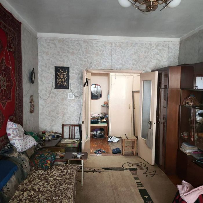 3 ком. квартира, 3/5/5. Сергели 3. Дом панельный. Метро - 300 м!