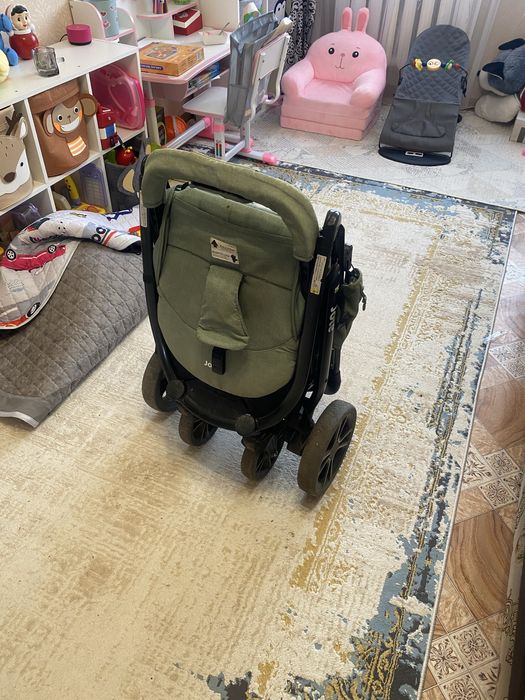 Коляска детская Joie