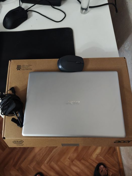 Ноутбук Acer swift 1