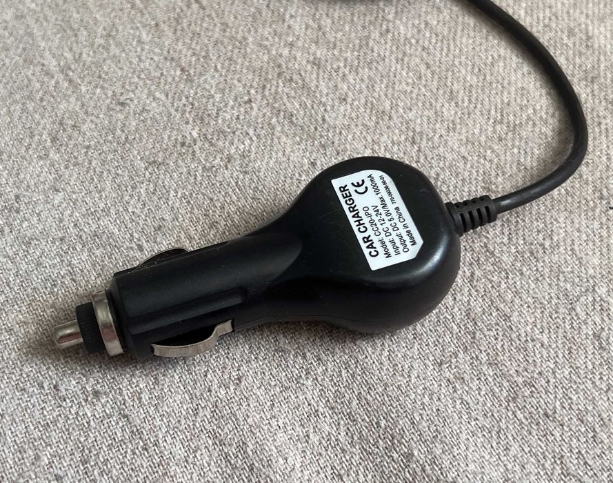 Încărcător auto Apple 30-pin pentru iPhone 3G 3GS iPod CC20-IPO