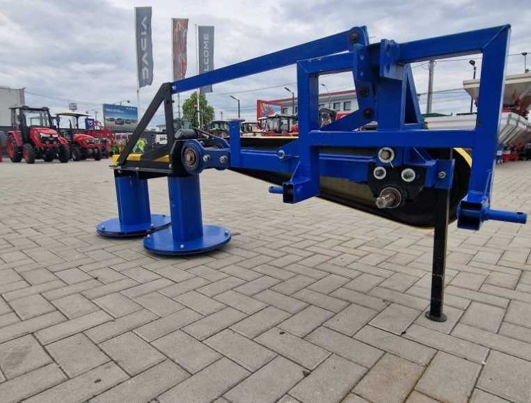 Cositoare tractor japonez cu 2 tamburi 110 cm Ukraina
